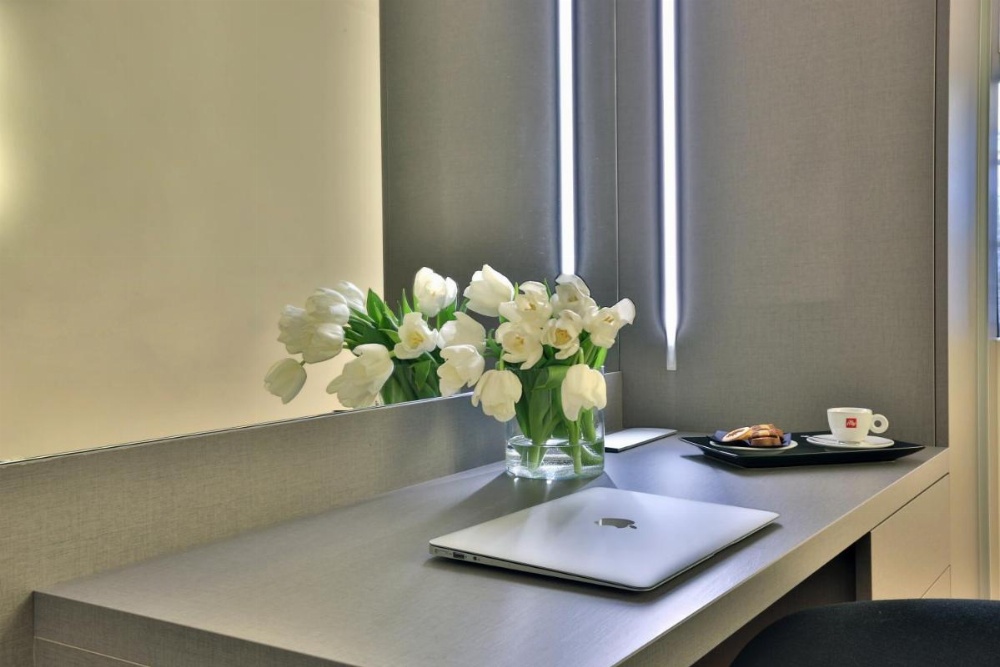 Urban Hotel Design Image 19