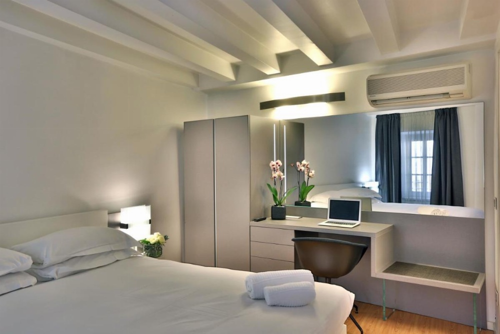 Urban Hotel Design Image 29