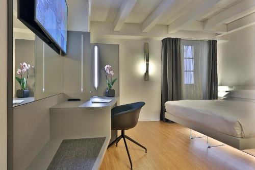 Urban Hotel Design image 44